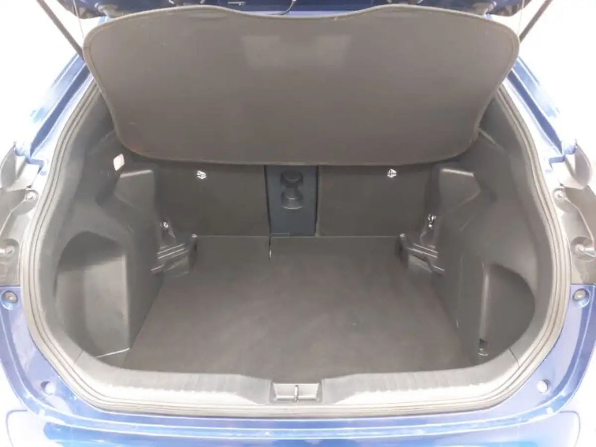 2022-toyota-yaris-15-vvt-i-design-panoramic-roof-big-7