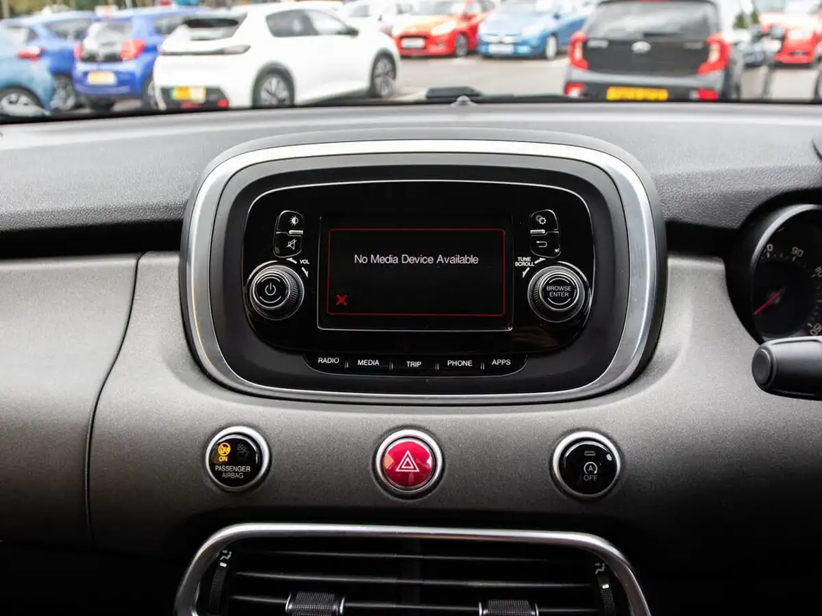 2016-fiat-500x-20multijet-cross-big-22