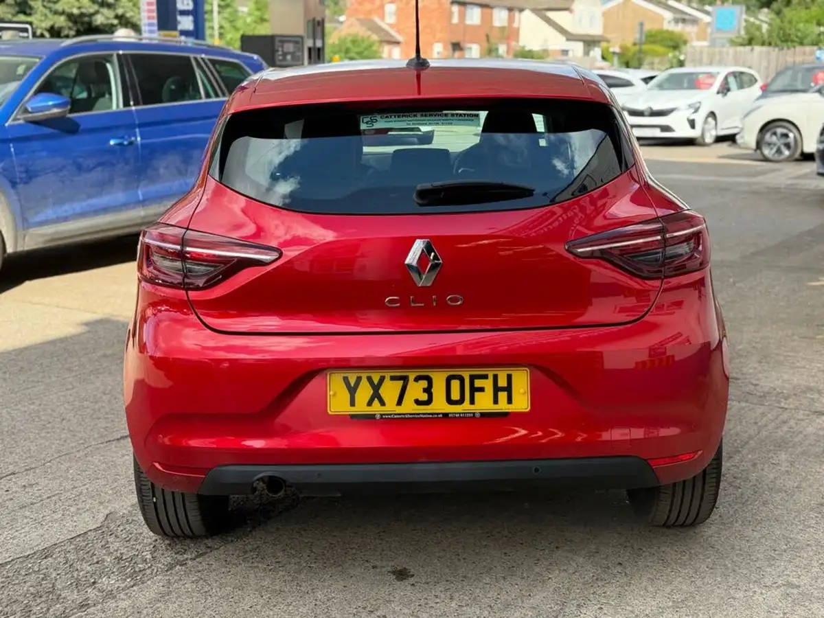 2023-renault-clio-10-tce-evolution-big-5