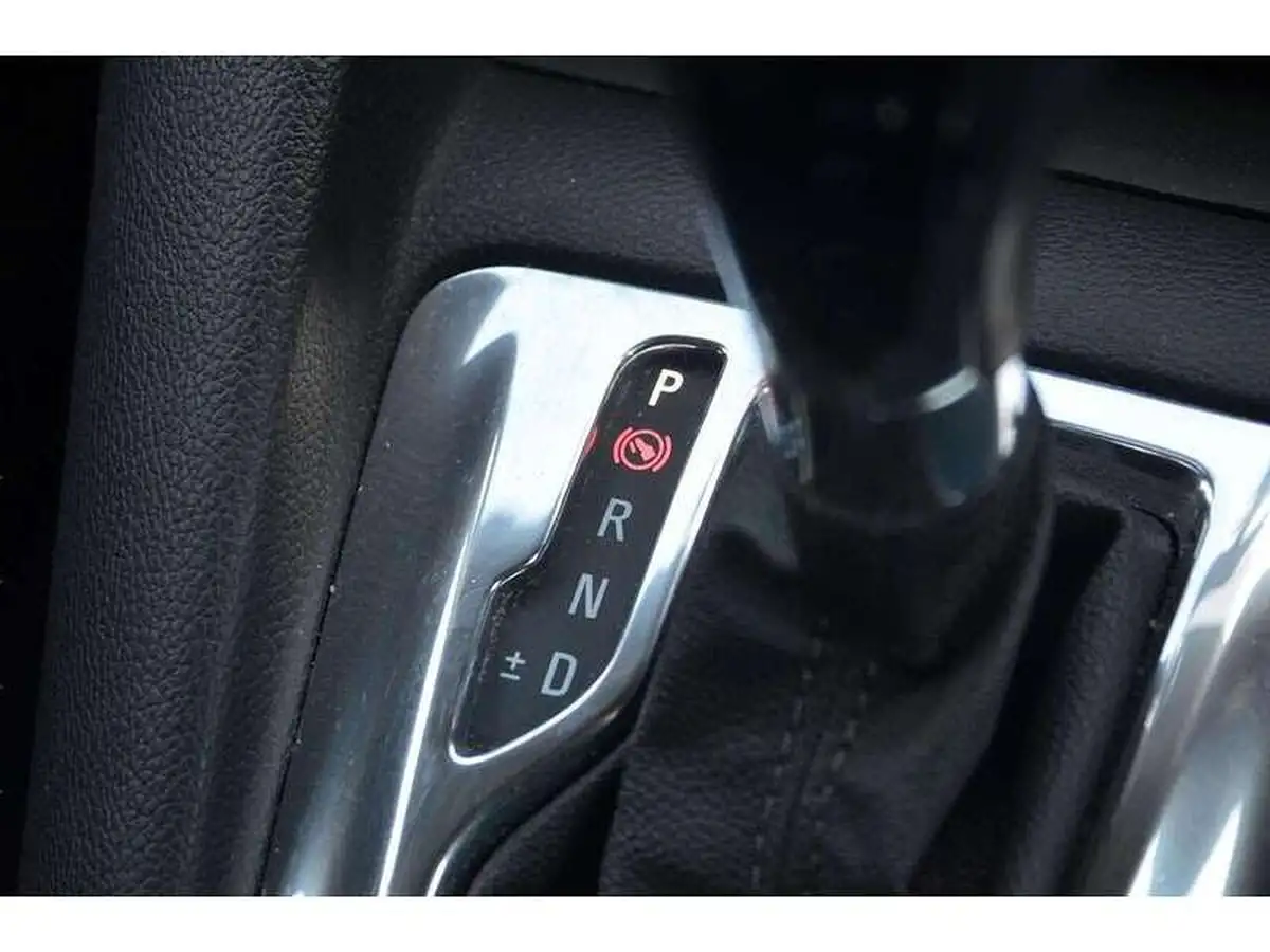 2017-vauxhall-zafira-tourer-14i-16v-turbo-sri-nav-auto-big-29