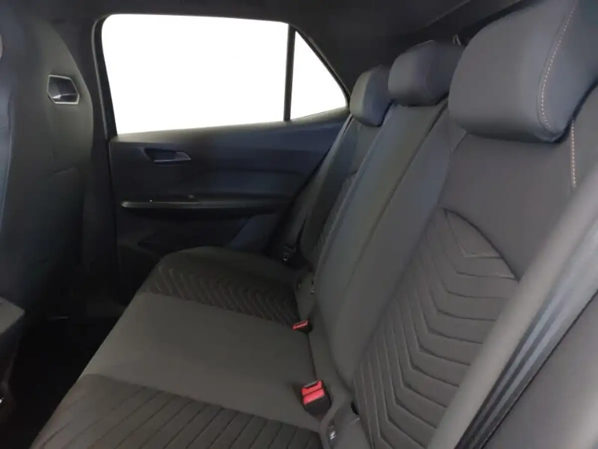 2022-cupra-born-e-v2-230ps-58kwh-e-boost-big-5