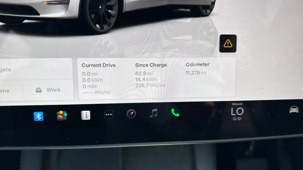 2023-tesla-model-y-e-long-range-big-12