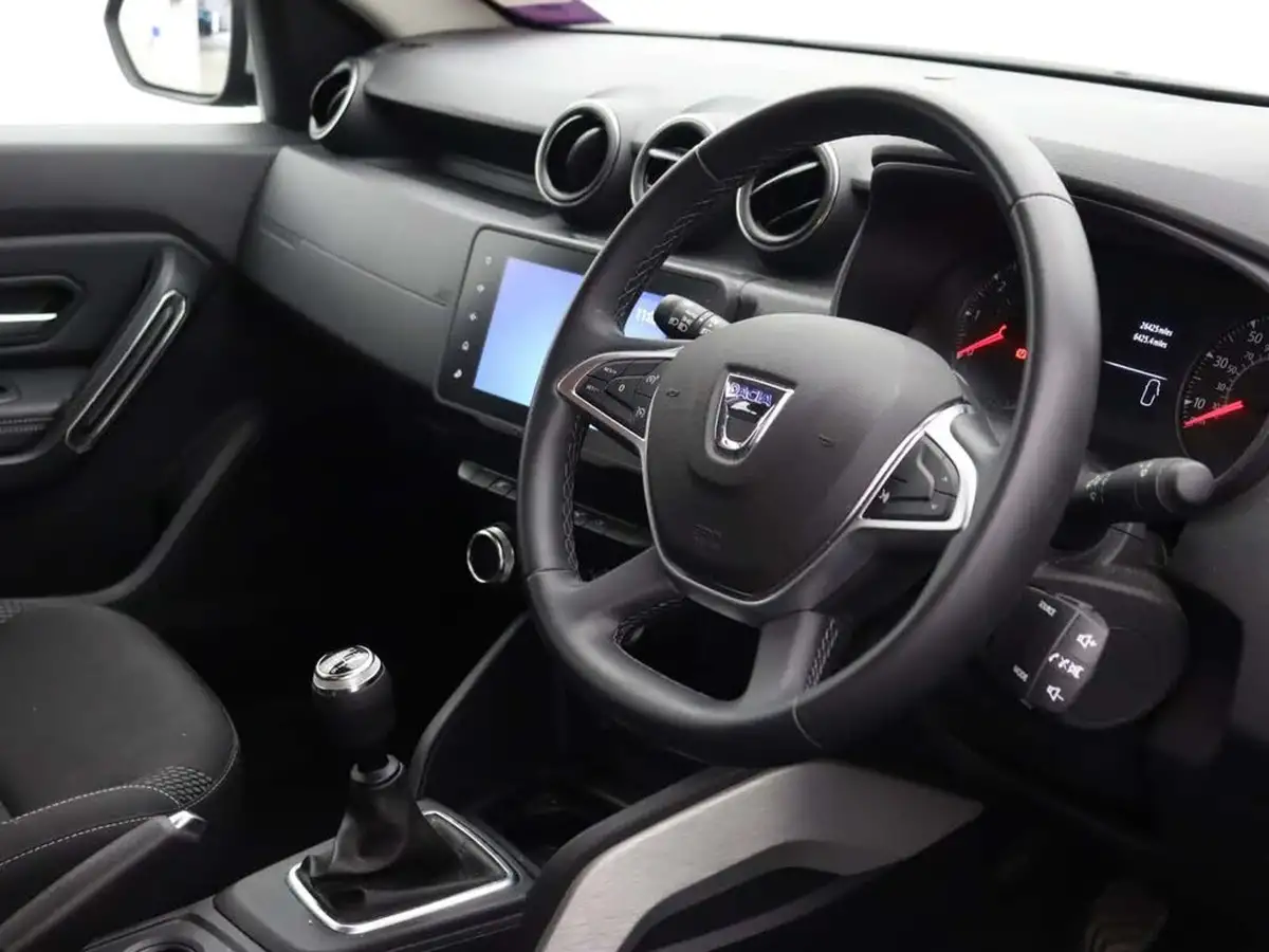 2022-dacia-duster-10-tce-prestige-big-18