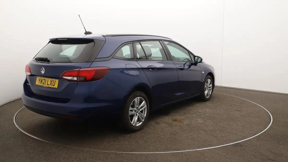 2021-vauxhall-astra-15-turbo-d-business-edition-nav-122ps-estate-big-52