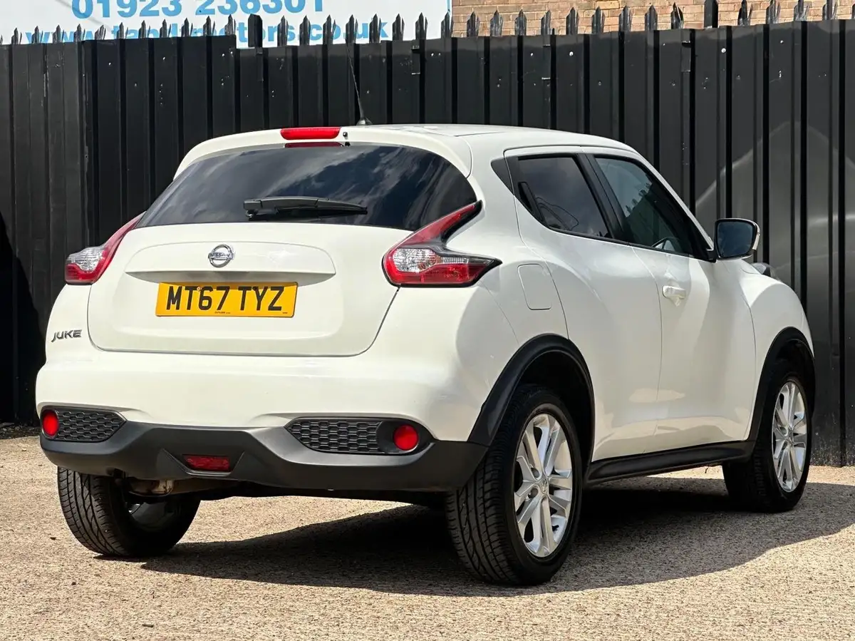 2017-nissan-juke-12-acenta-big-7