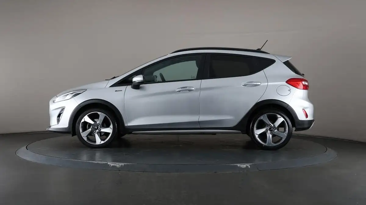 2020-ford-fiesta-big-38