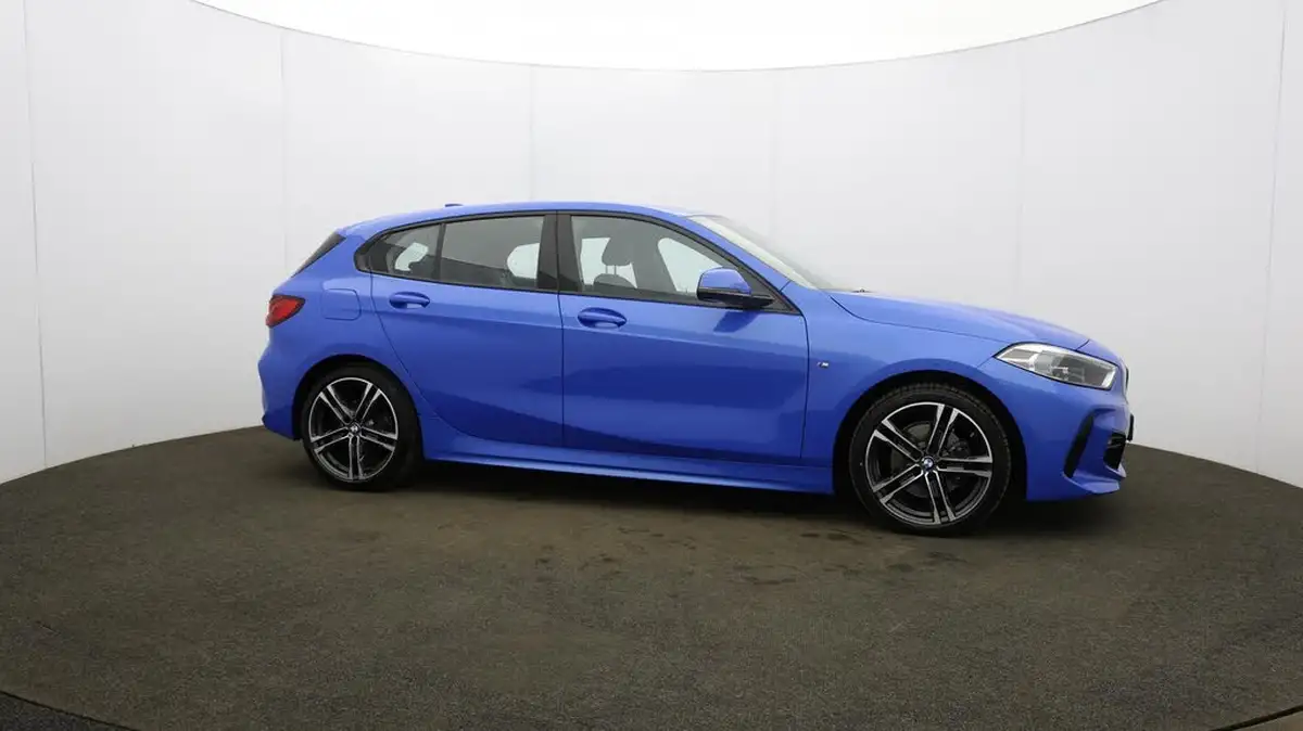 2022-bmw-1-series-15-118i-m-sport-lcp-dct-big-51