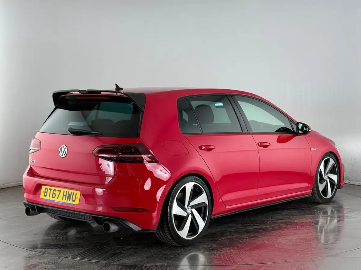 2017-volkswagen-golf-20-tsi-gti-230ps-ss-5d-dsg-big-6