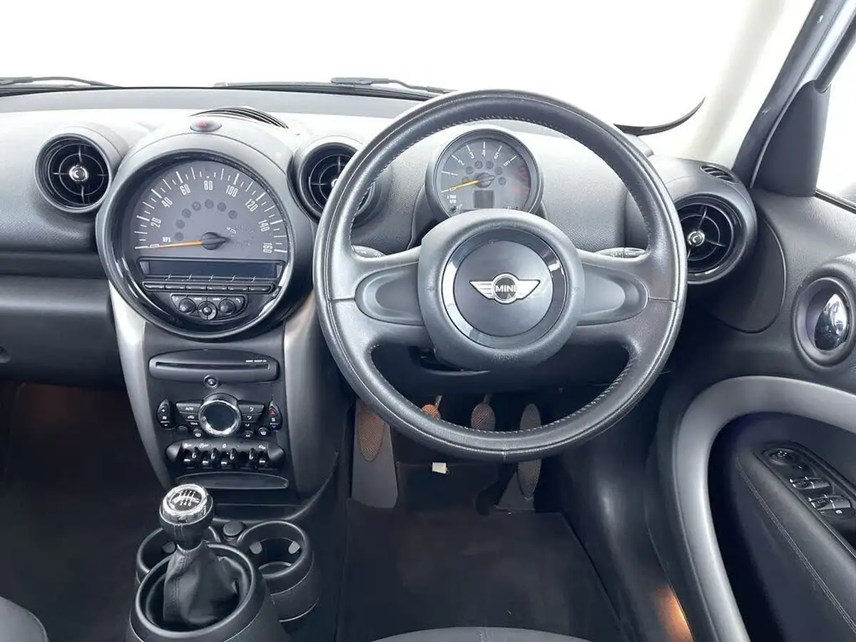 2015-mini-countryman-16-one-big-34