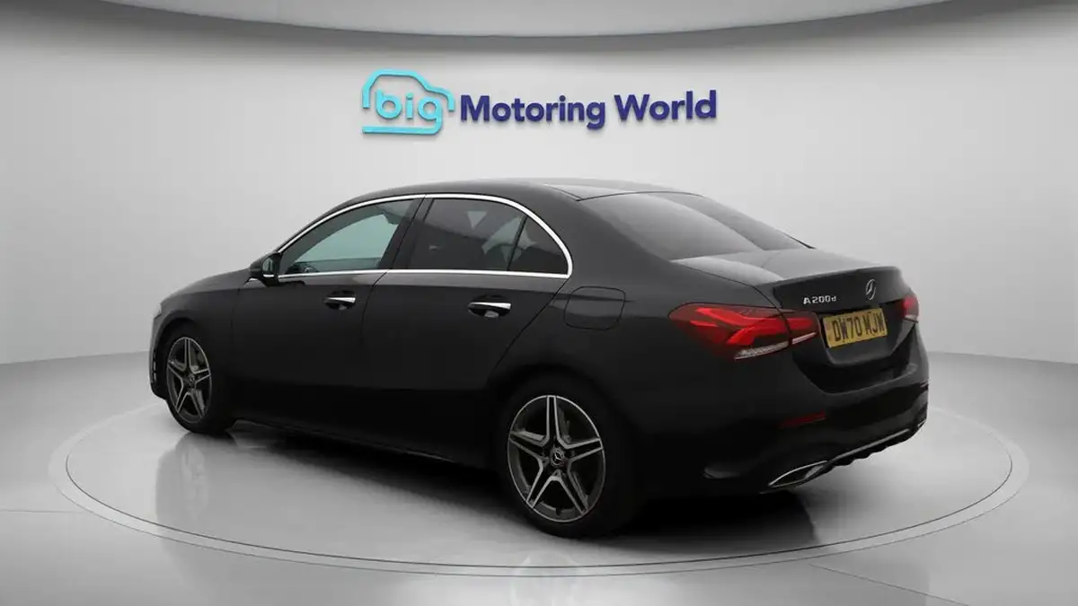 2020-mercedes-benz-a-class-20d-a200d-amg-line-premium-saloon-4d-big-5