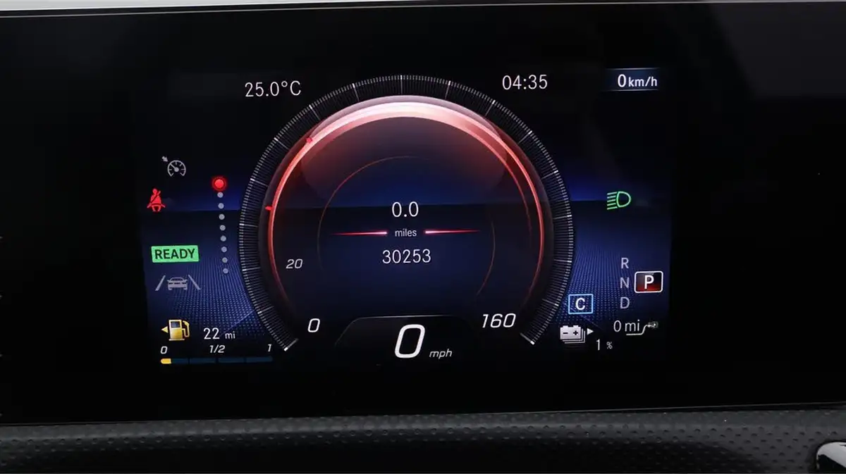 2021-mercedes-benz-a-class-20-a250-amg-line-executive-edition-saloon-4d-big-10