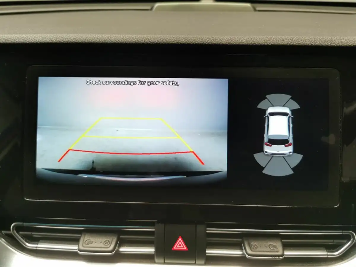 2022-kia-e-niro-ev-4-big-3