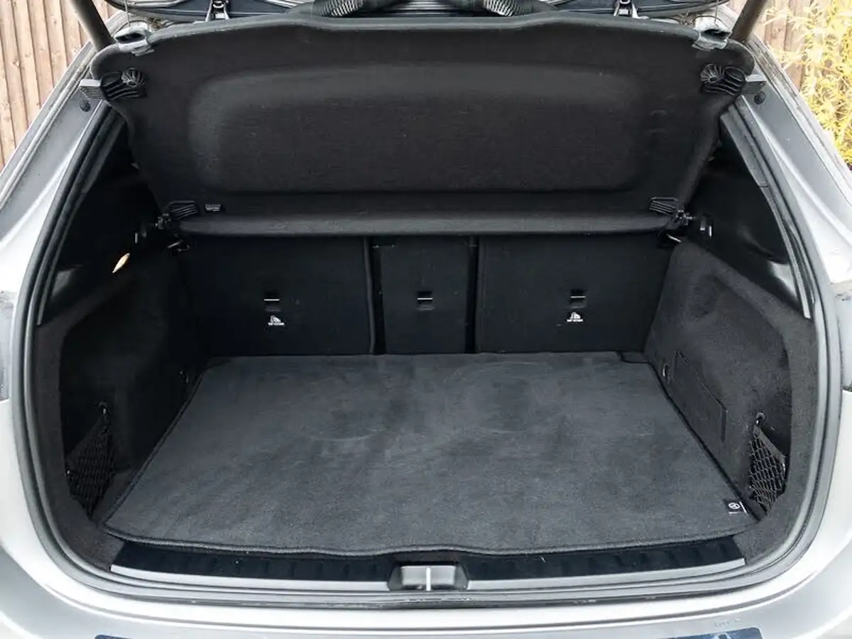 2021-mercedes-benz-eqa-e-eqa-250-amg-line-big-7