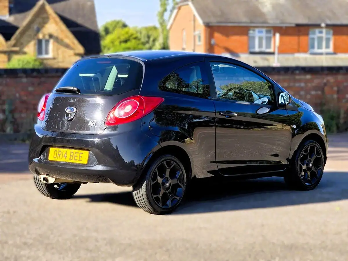 2016-ford-ka-12-zetec-black-edition-big-16