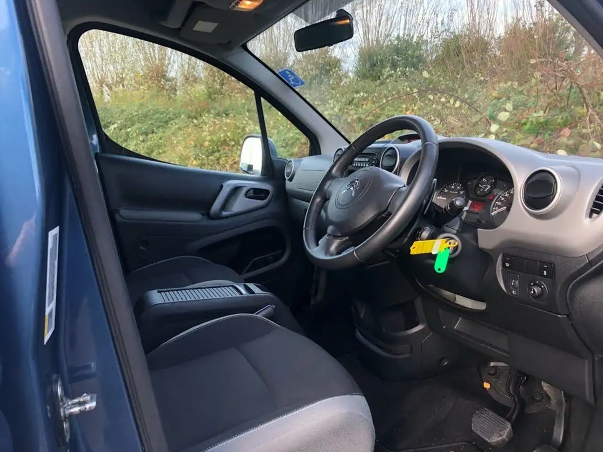 2016-citroen-berlingo-16bluehdi-multispace-feel-edition-102ps-ss-etg6-big-5