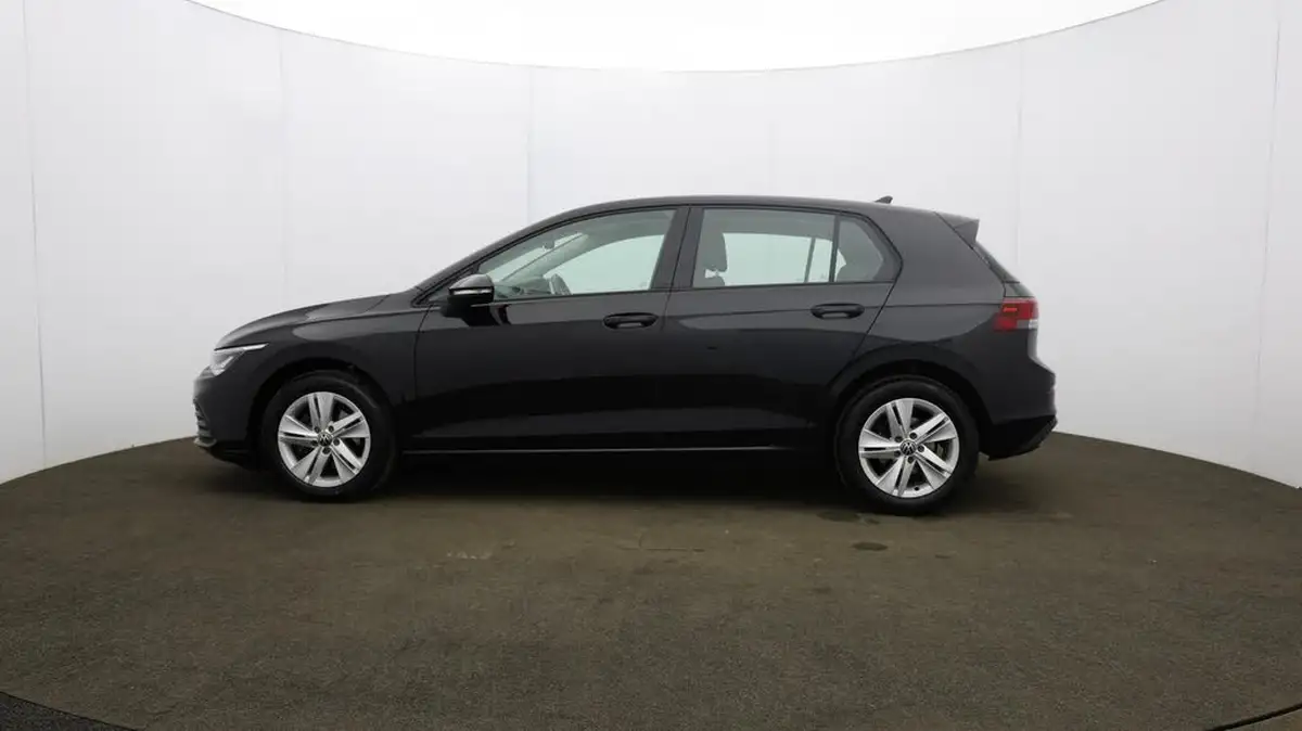 2021-volkswagen-golf-15-tsi-life-130ps-hatchback-big-68