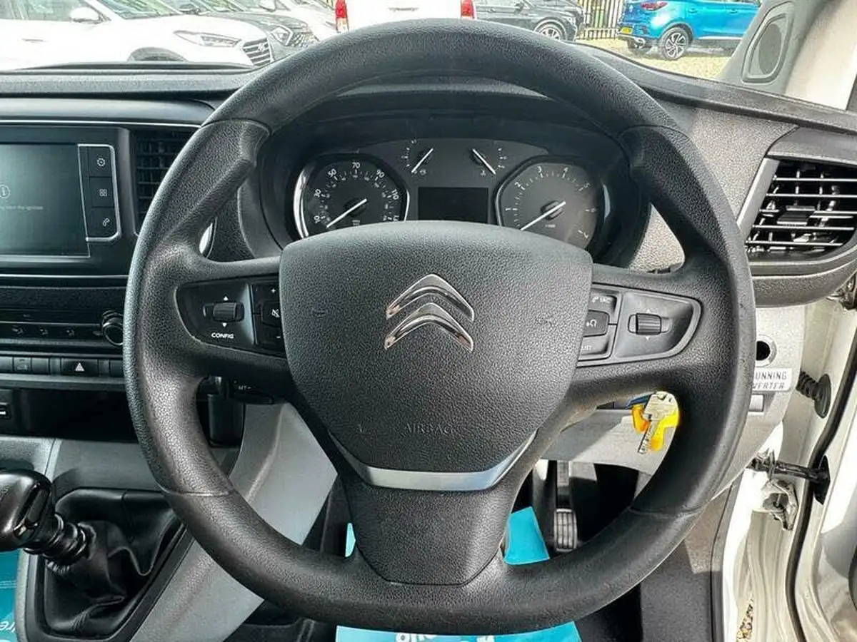 2019-citroen-dispatch-20bluehdi-enterprise-m-1400-120pseu6d-ss-panel-big-45
