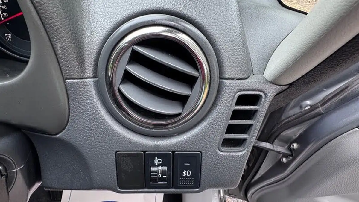 2010-suzuki-sx4-16-sz4-hatchback-5d-auto-big-17