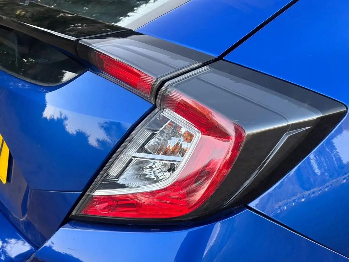 2020-honda-civic-10-vtec-turbo-se-hatchback-5d-big-43