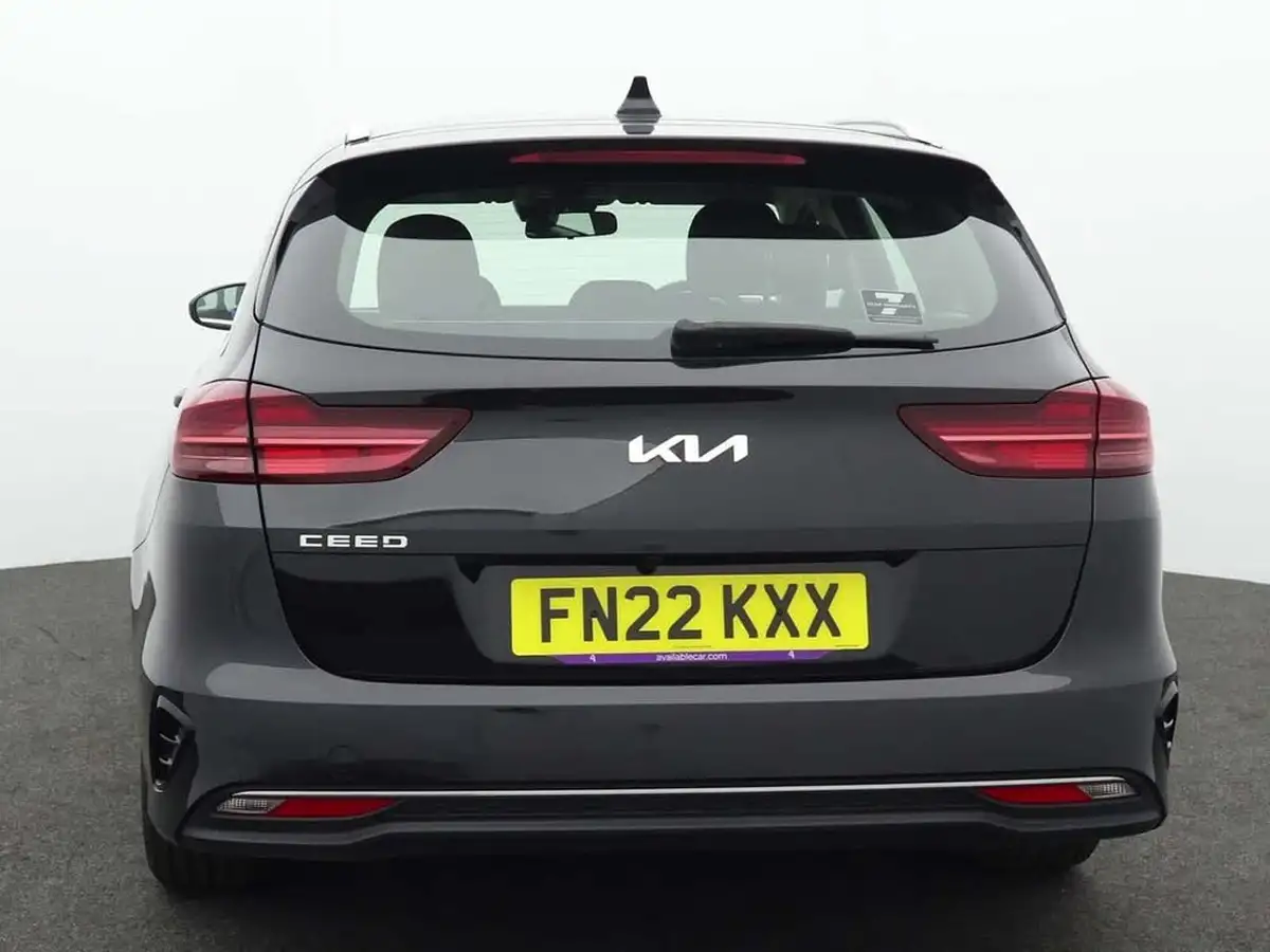 2022-kia-ceed-10-t-gdi-2-sportswagon-big-3