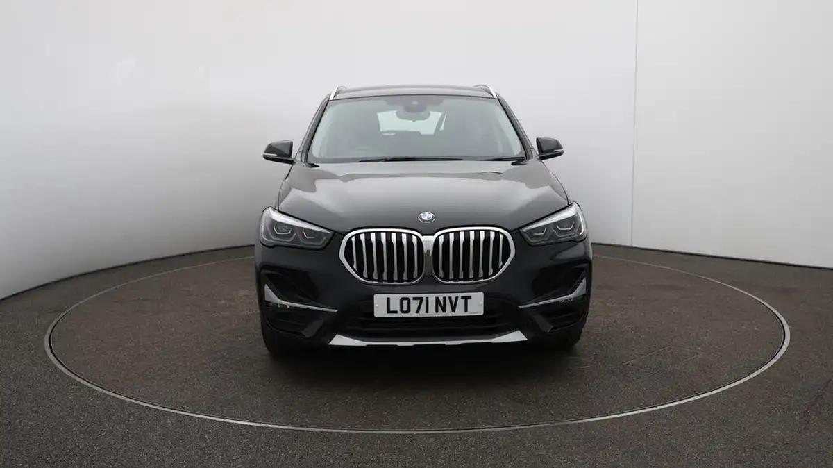 2021-bmw-x1-20-sdrive20i-xline-big-37