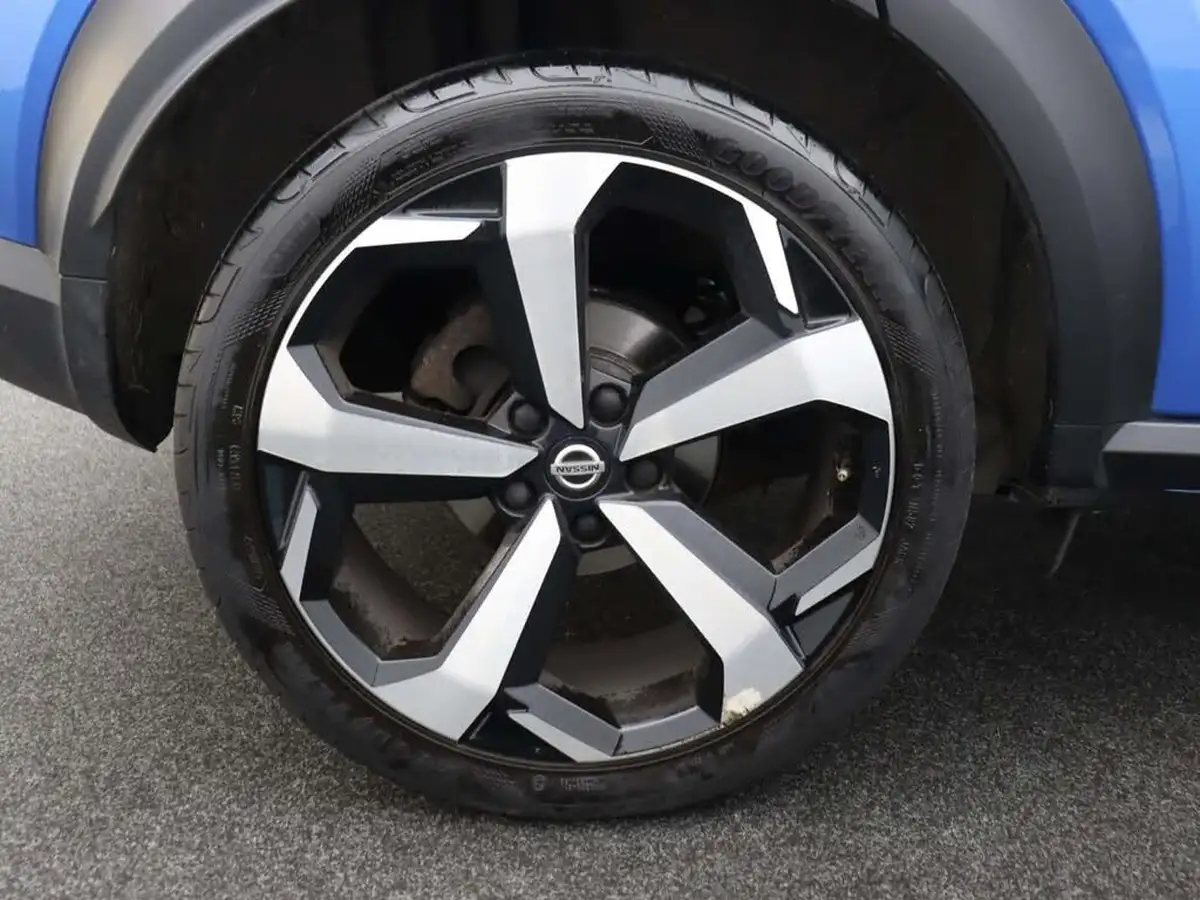 2022-nissan-juke-10-dig-t-tekna-big-6