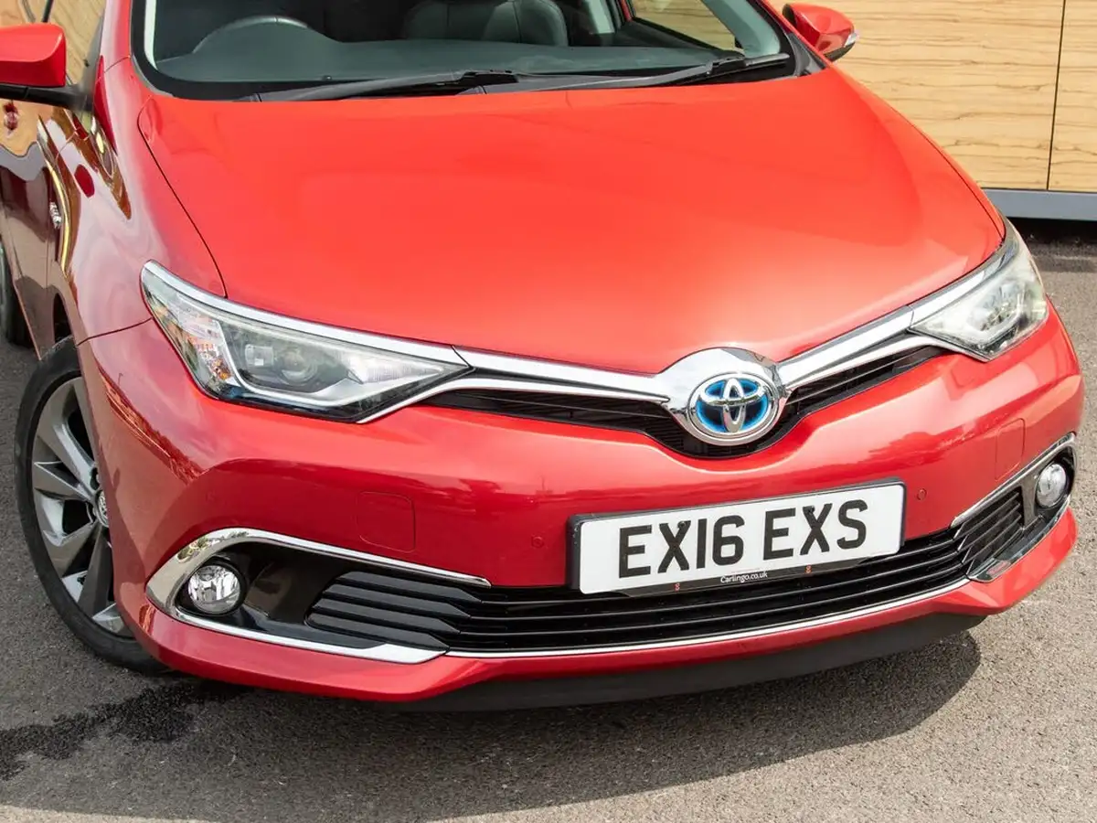 2016-toyota-auris-18-vvt-i-hsd-excel-tss-hatchback-big-9