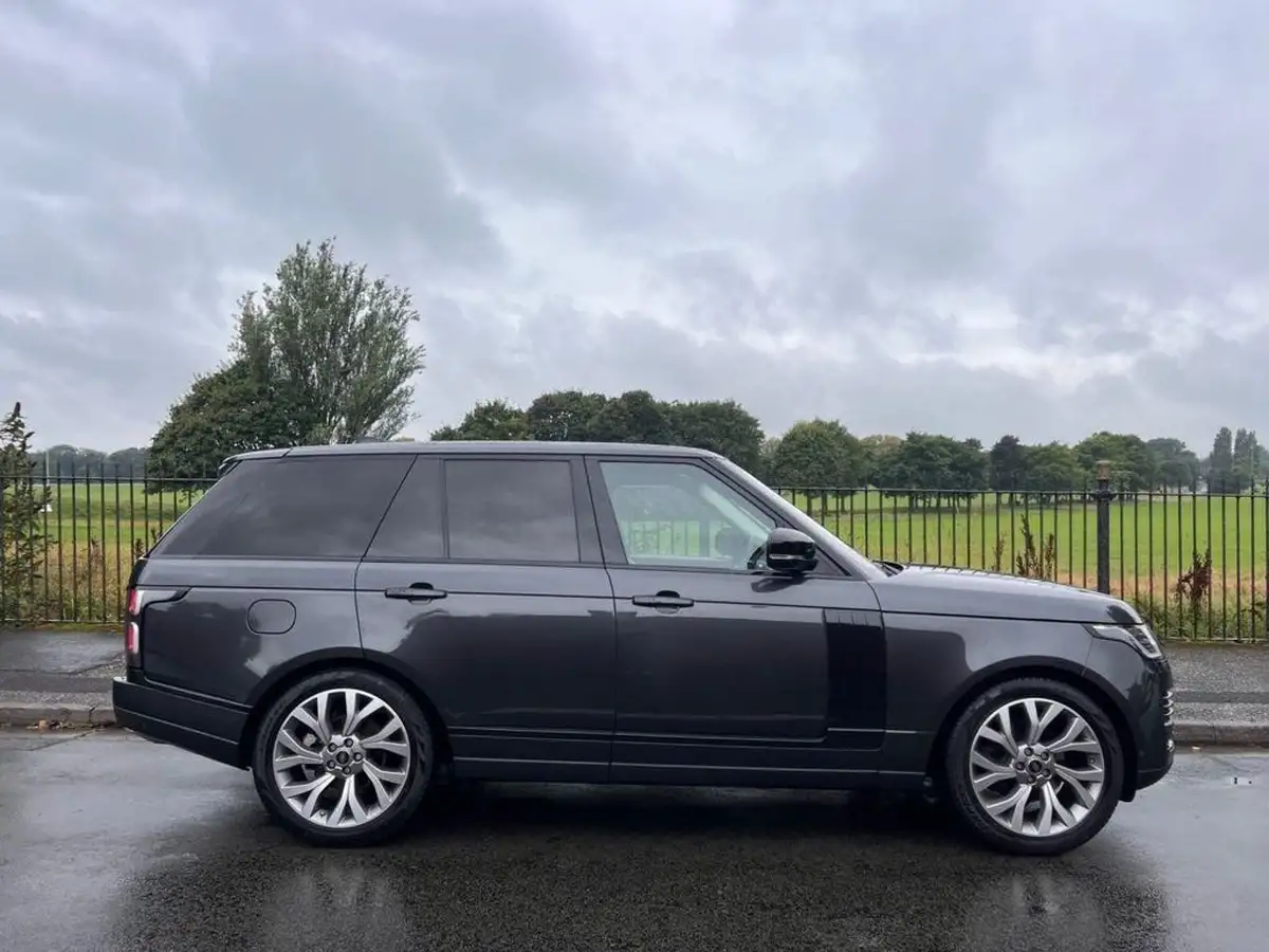2018-land-rover-range-rover-30tdv6-vogue-se-big-4