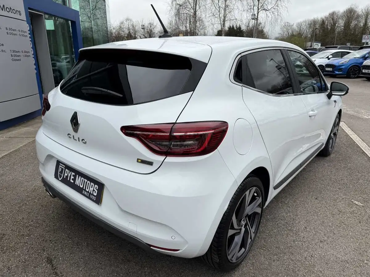 2019-renault-clio-13-tce-rs-line-big-6