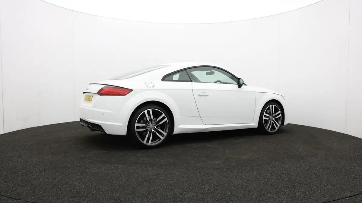 2019-audi-tt-coupe-20-40-tfsi-sport-big-36