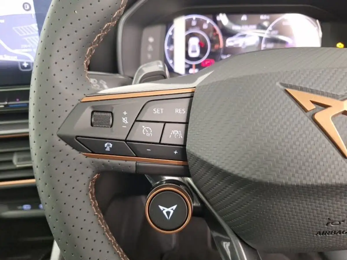 2024-cupra-leon-nf-20-tsi-vz3-design-edition-300ps-hatchback-big-9