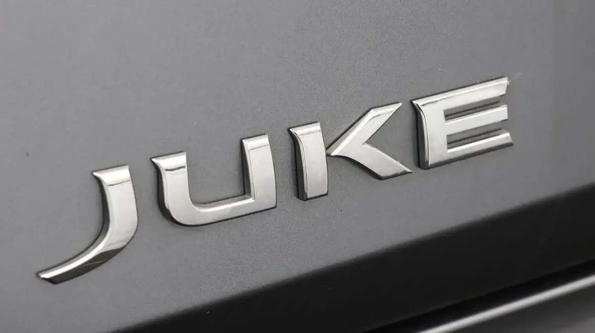 2022-nissan-juke-10-dig-t-tekna-big-20