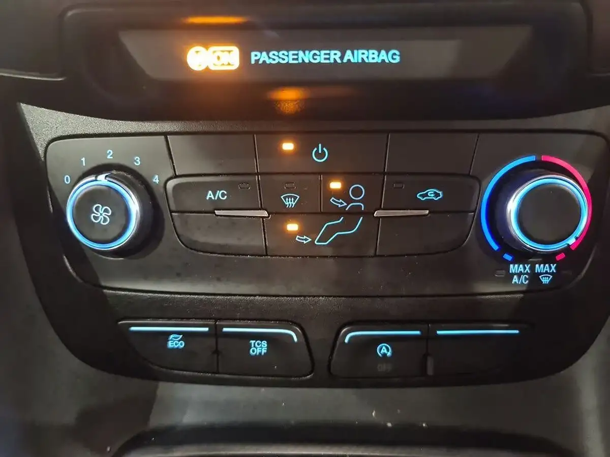 2023-ford-transit-connect-big-20