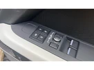 2023-land-rover-90-defender-30-d250-x-dynamic-se-small-30