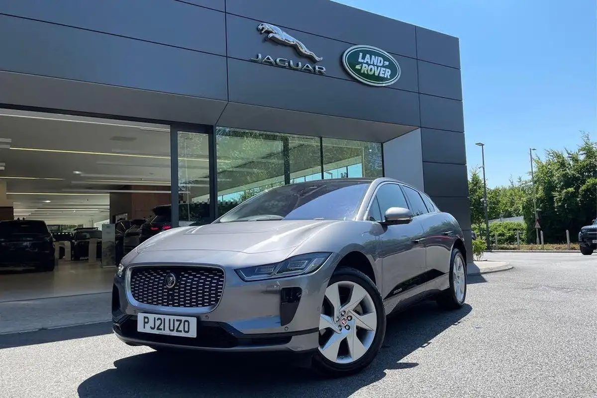 2021-jaguar-i-pace-ev400-se-big-28