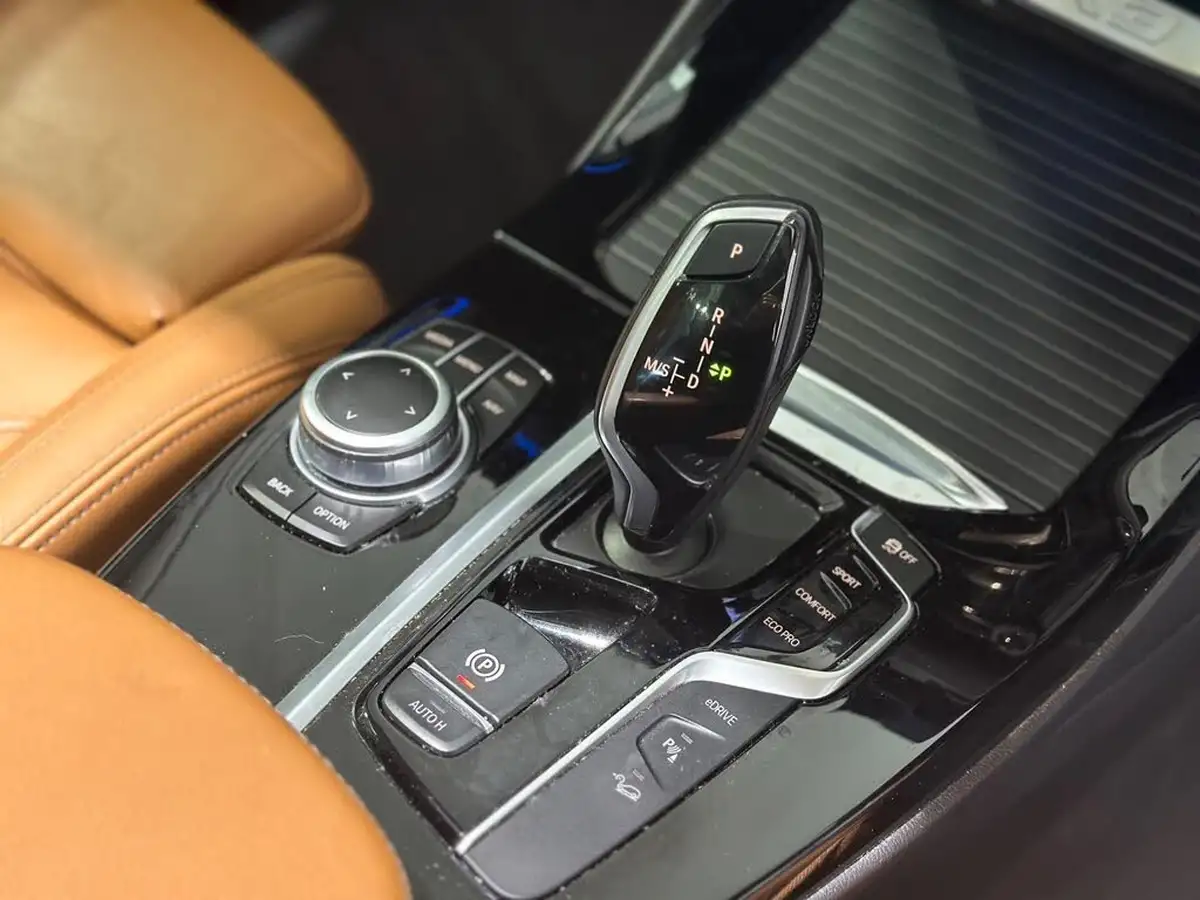 2021-bmw-x3-20-xdrive-30e-xline-big-37