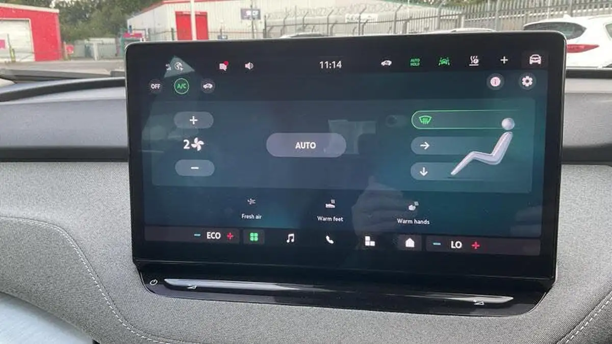 2024-skoda-enyaq-e-85-suv-big-21