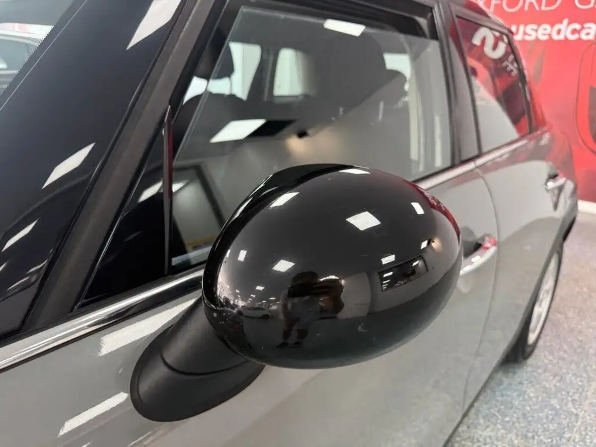 2016-mini-cooper-15-cooper-ss-hatchback-5d-big-17
