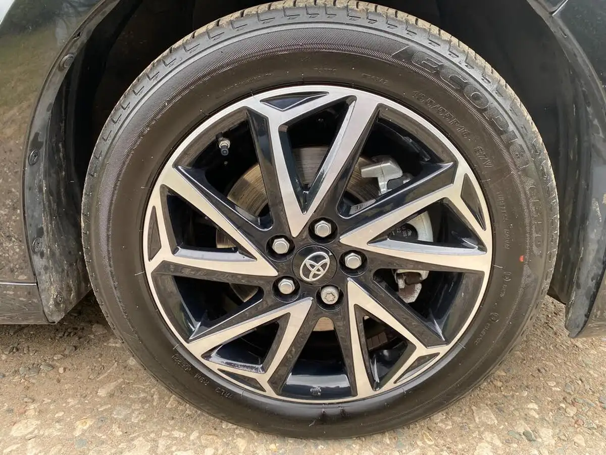 2022-toyota-yaris-15-vvt-i-design-big-14