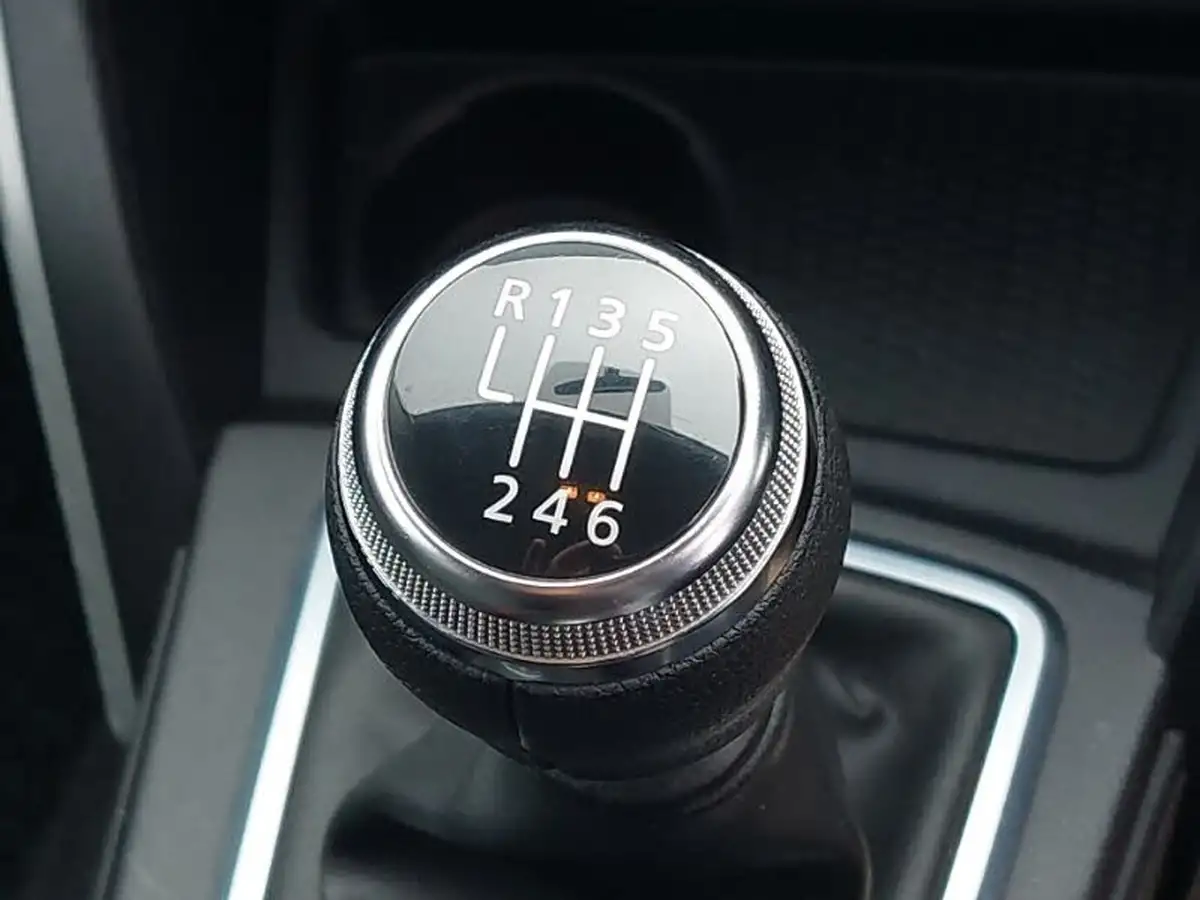 2022-dacia-duster-15dci-prestige-4x4-big-16