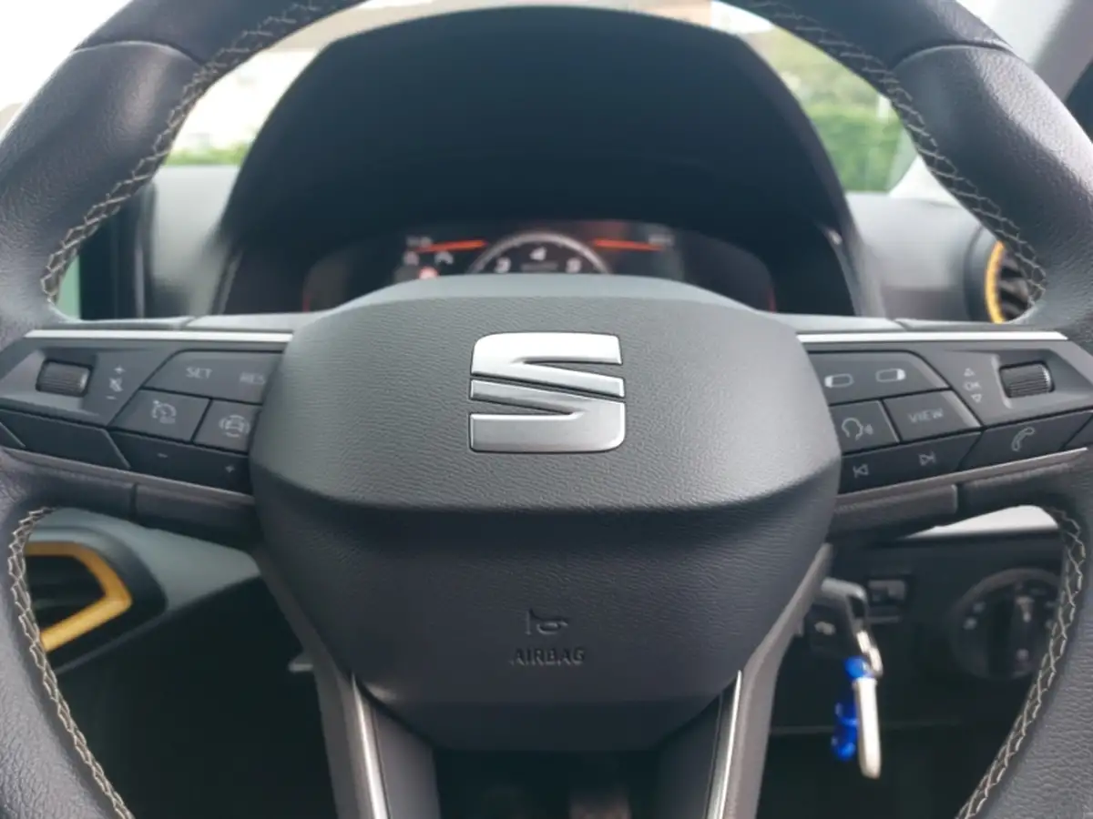2024-seat-ibiza-10-tsi-se-technology-big-12
