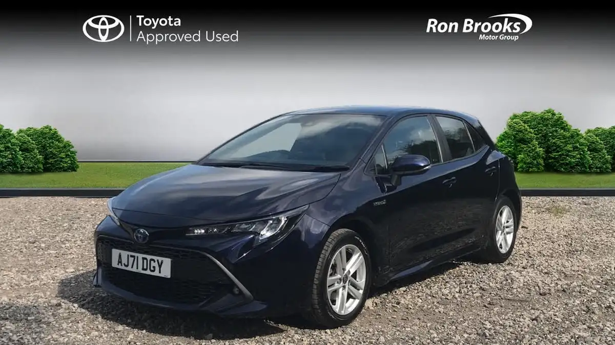 2022-toyota-corolla-18-vvt-i-icon-120bhp-trk-hatchback-5d-big-2