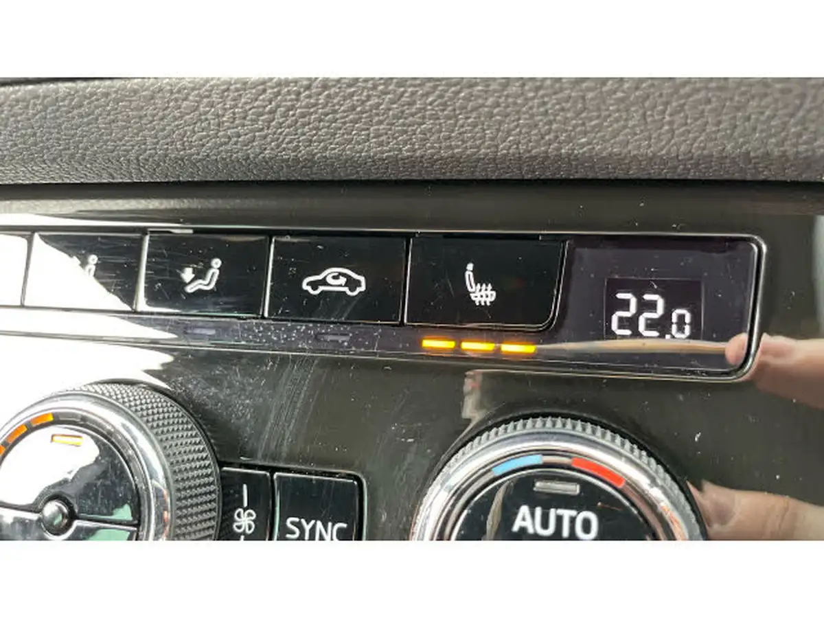 2023-skoda-kodiaq-20-tsi-sportline-big-24