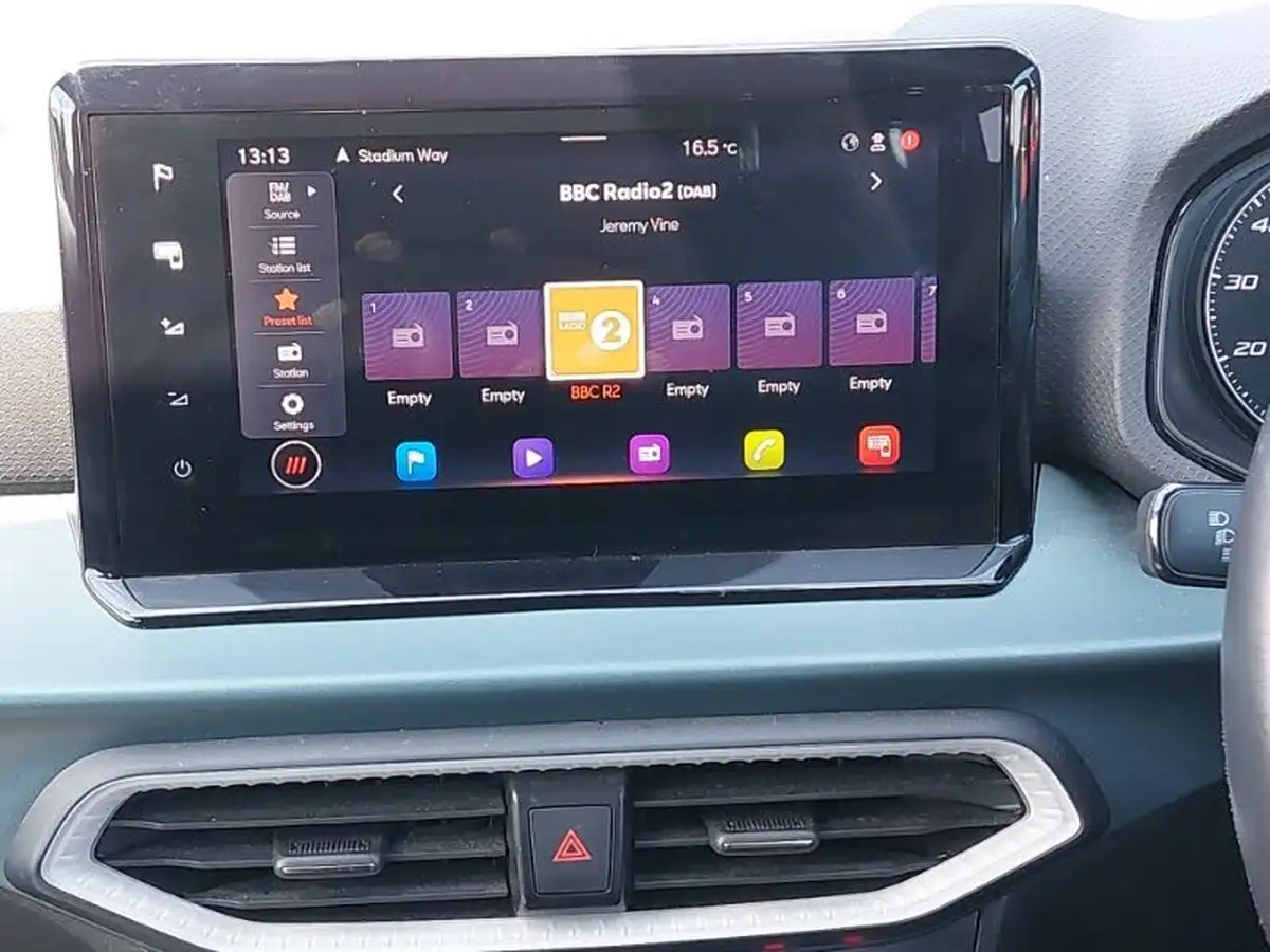 2022-seat-arona-10-tsi-xperience-dsg-big-10