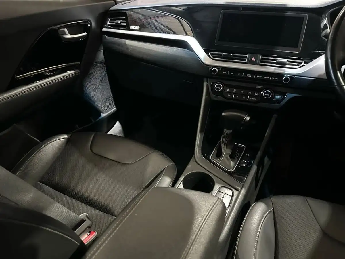 2019-kia-niro-16-gdi-3-156kwh-big-19
