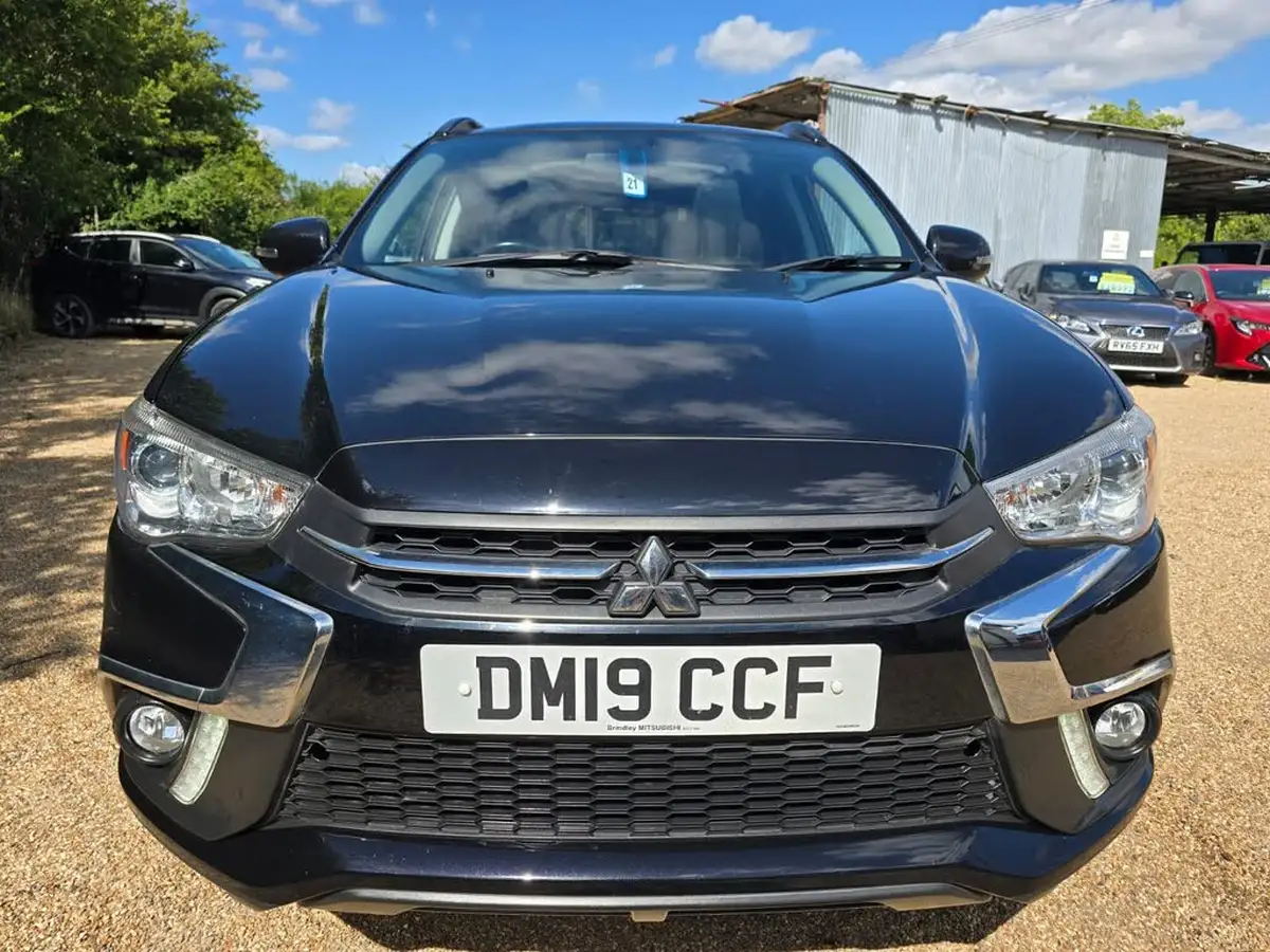 2019-mitsubishi-asx-16-black-big-1