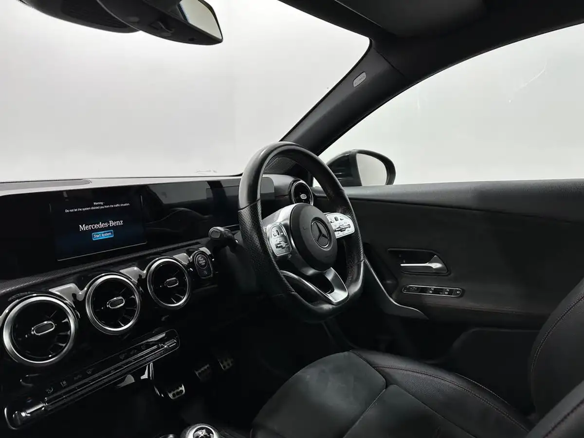 2019-mercedes-benz-a-class-13-a200-amg-line-saloon-4d-big-26