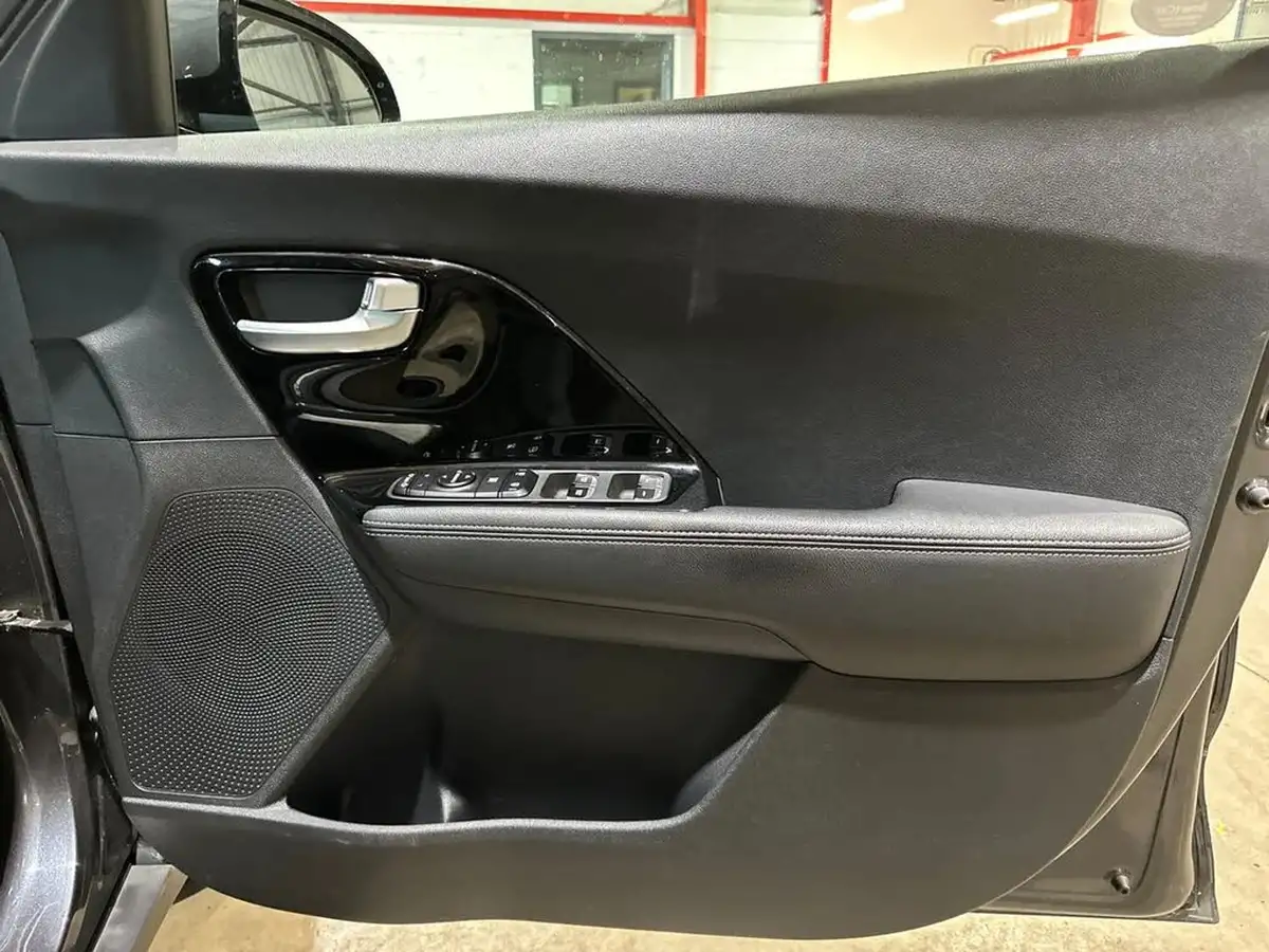 2019-kia-niro-16-gdi-3-156kwh-big-43