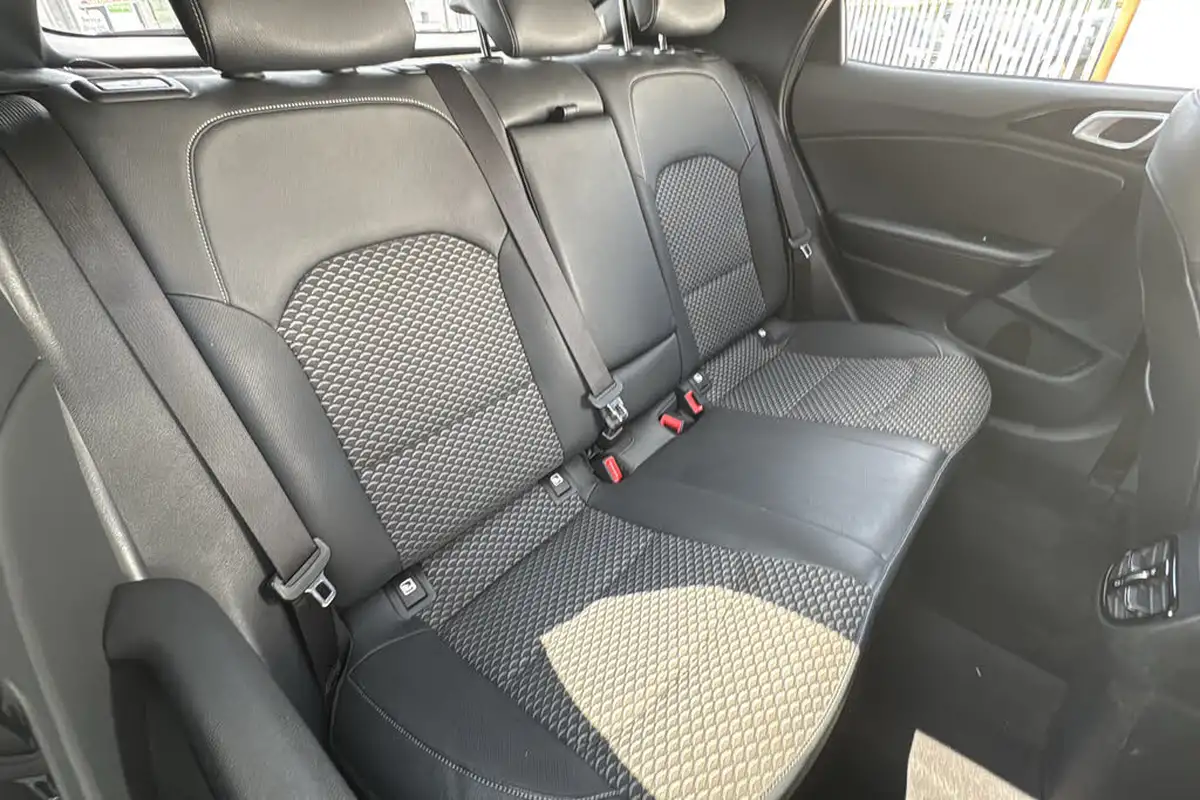2022-kia-xceed-15-t-gdi-3-big-11