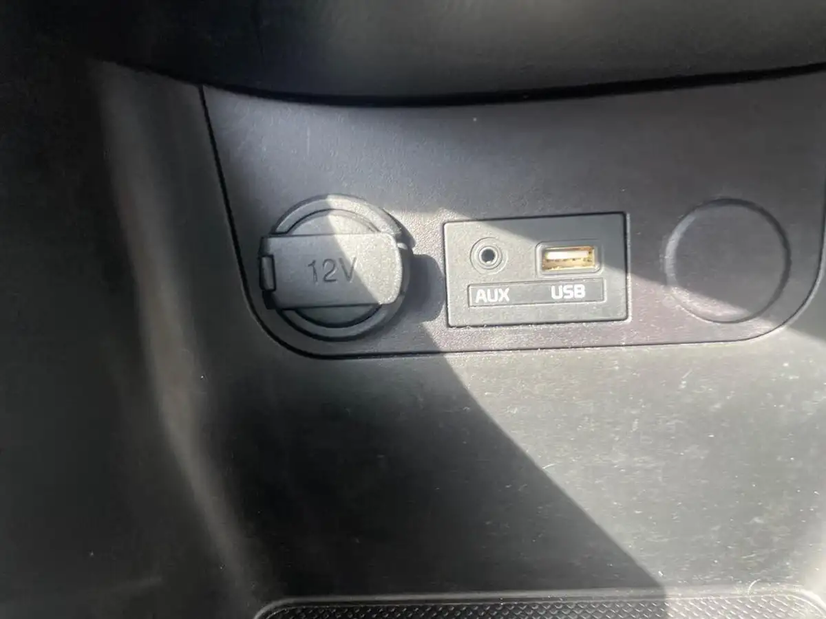2016-kia-picanto-10-sr7-5d-big-24